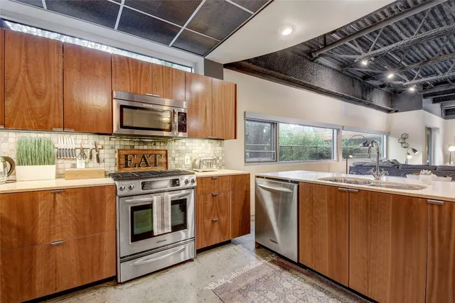 $3,500 | 601 Brushy Street, Unit 205, Austin, TX 78702