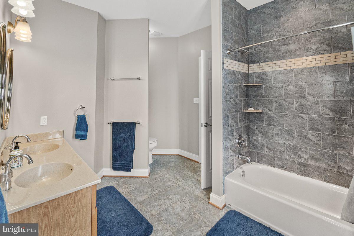 8170 Hollow Road Middletown, MD 21769 - Photo 36 of 67 Third full bathroom