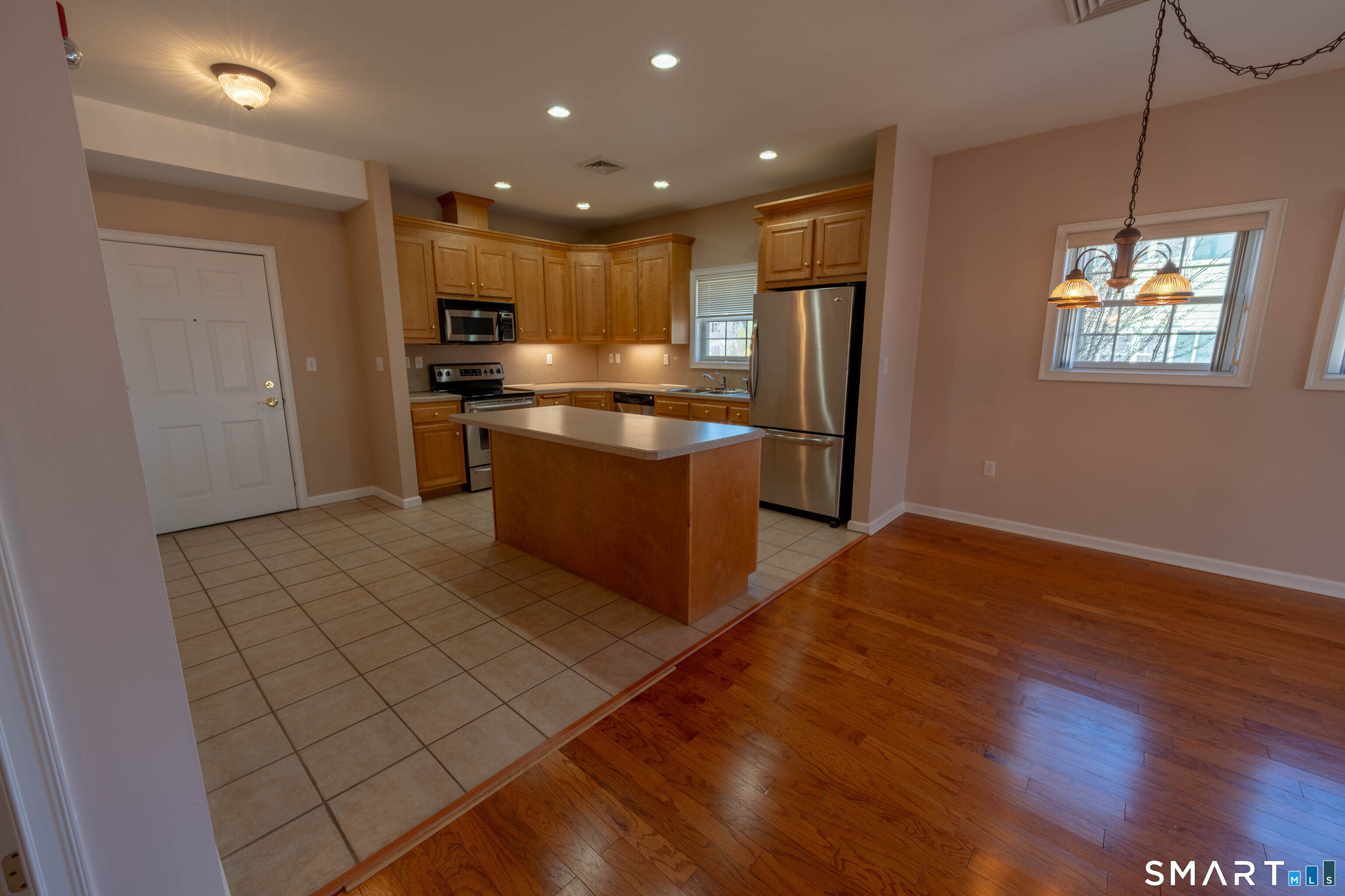 380 Main Street, Unit 45 Wallingford, CT 06492 - Photo 9 of 24