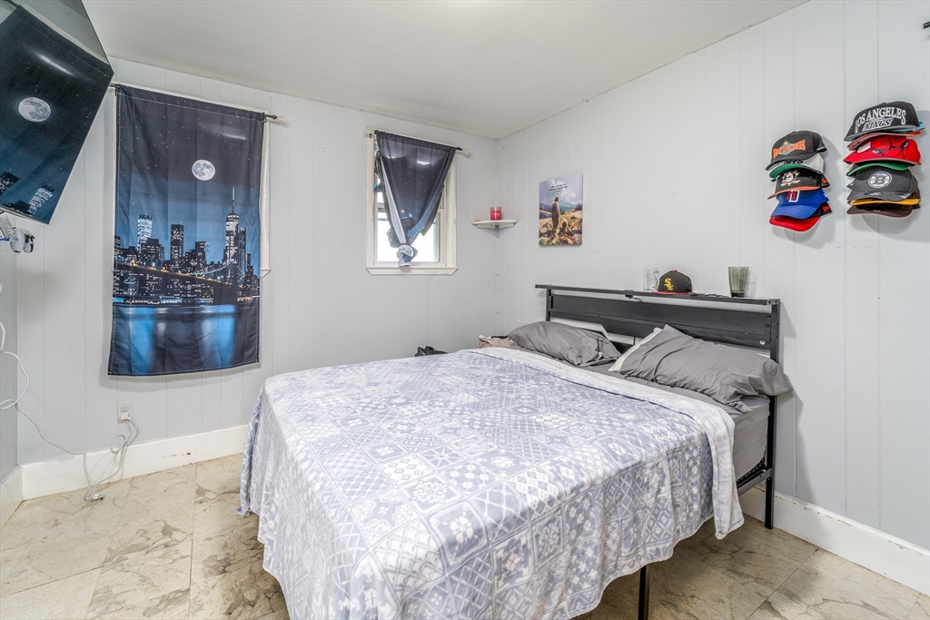 68 Cook Avenue Chelsea, MA 02150 - Photo 7 of 20