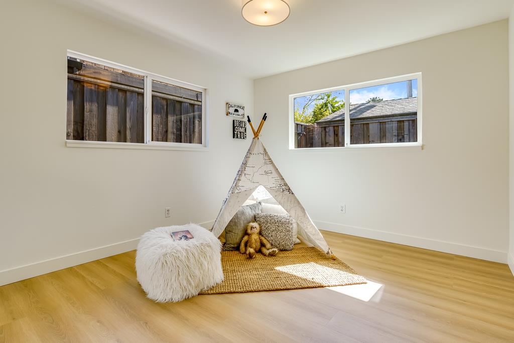 260 Alturas Way Soquel, CA 95073 - Photo 19 of 46 Gallery Image 19
