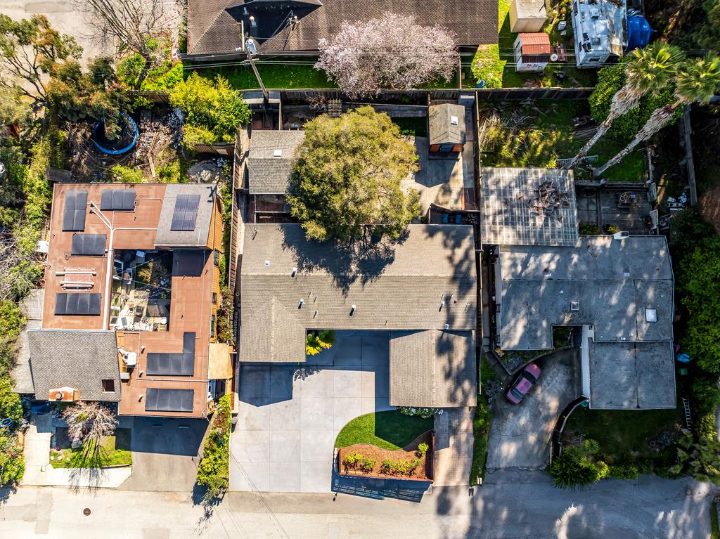 260 Alturas Way Soquel, CA 95073 - Photo 38 of 46 Gallery Image 38