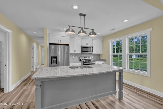 $2,199 | 4009 Alandale Drive, Wilmington, NC 28405