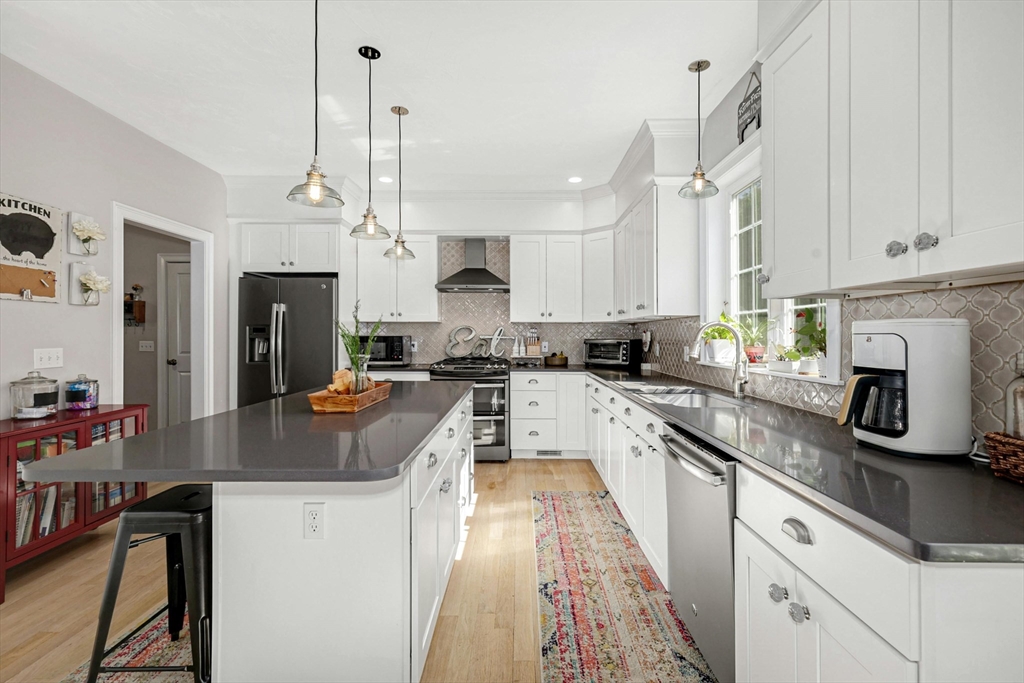 424 Langen Road Lancaster, MA 01523 - Photo 8 of 42 Gallery Image 8