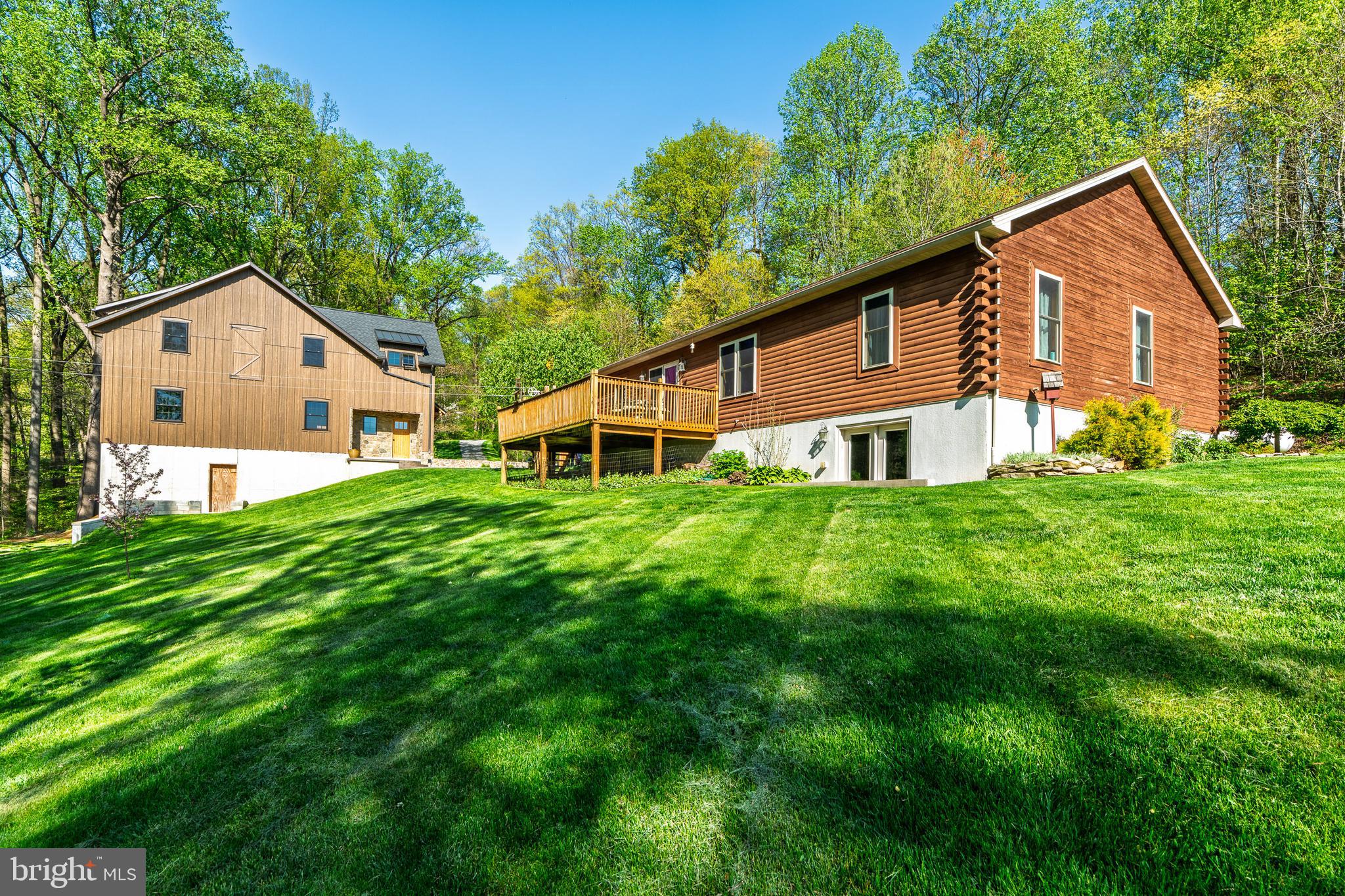 6309 Plank Road Narvon, PA 17555 - Photo 2 of 14 a front view of house with yard and green space