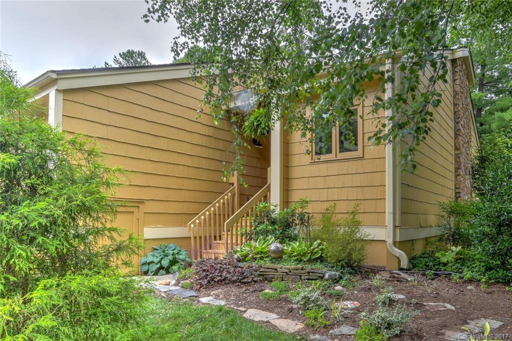 110 Beaver Ridge Road, Unit 110 Asheville, NC 28804 - Photo 2 of 24 Gallery Image 2