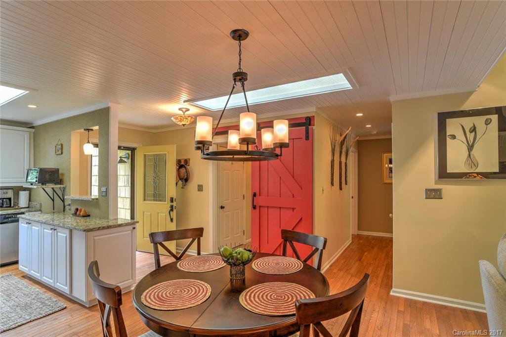 110 Beaver Ridge Road, Unit 110 Asheville, NC 28804 - Photo 11 of 24 Gallery Image 11