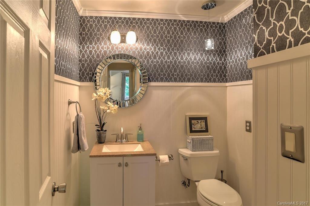 110 Beaver Ridge Road, Unit 110 Asheville, NC 28804 - Photo 18 of 24 Gallery Image 18