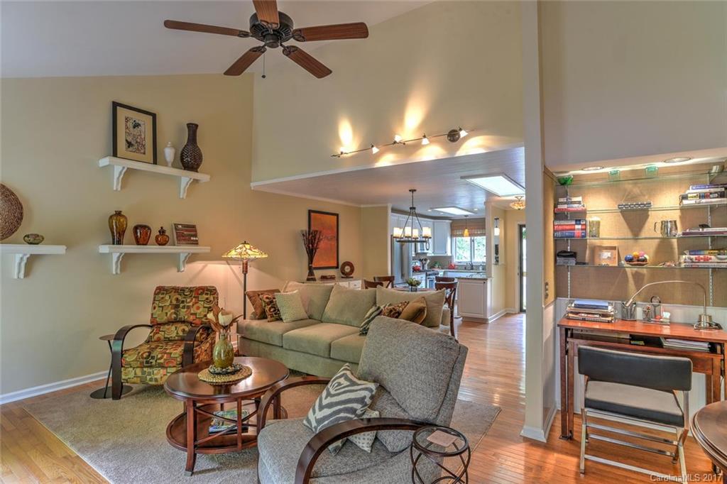 110 Beaver Ridge Road, Unit 110 Asheville, NC 28804 - Photo 4 of 24 Gallery Image 4