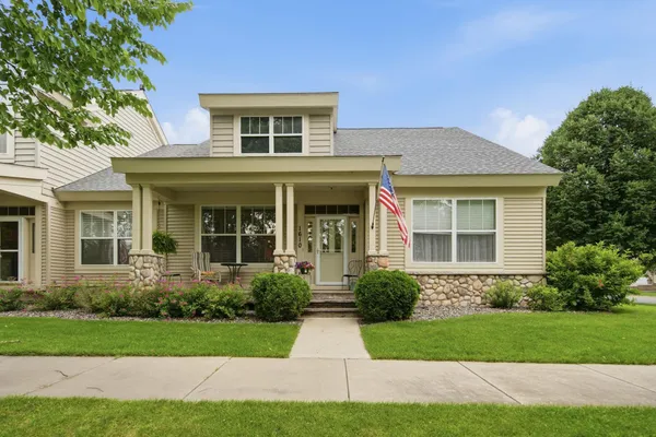 $385,000 | 1610 Rivers Pointe Court, Anoka, MN 55303