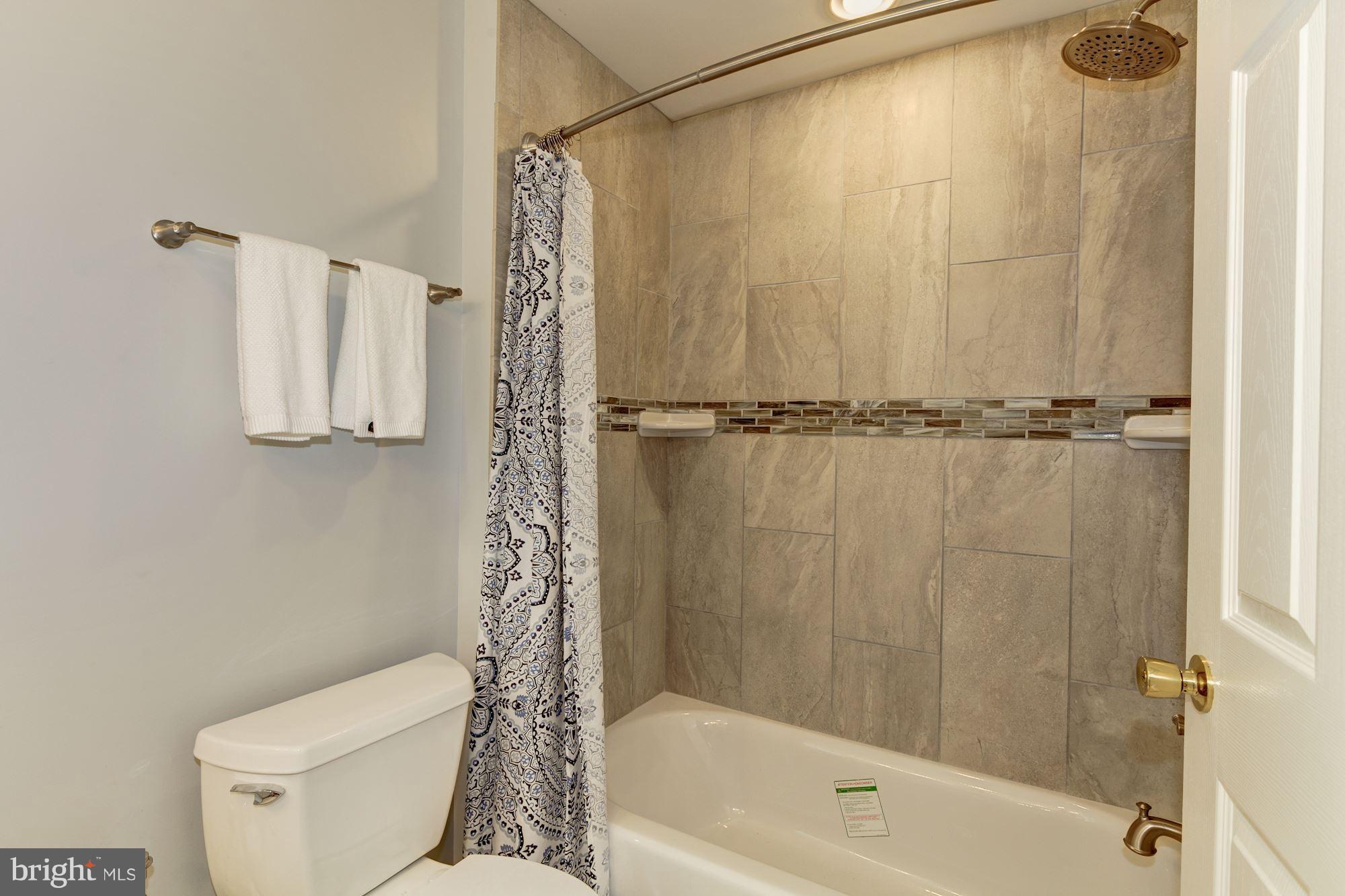 406 Alabama Road Baltimore, MD 21204 - Photo 19 of 29 New Master Bath w/Shower-Tub