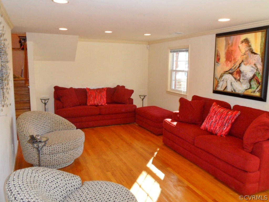 3725 Cheyenne Road Richmond, VA 23235 - Photo 15 of 24 a living room with furniture and a couch