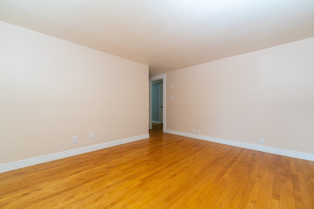 452 Chestnut Street Ashland, MA 01721 - Photo 10 of 19 Gallery Image 10