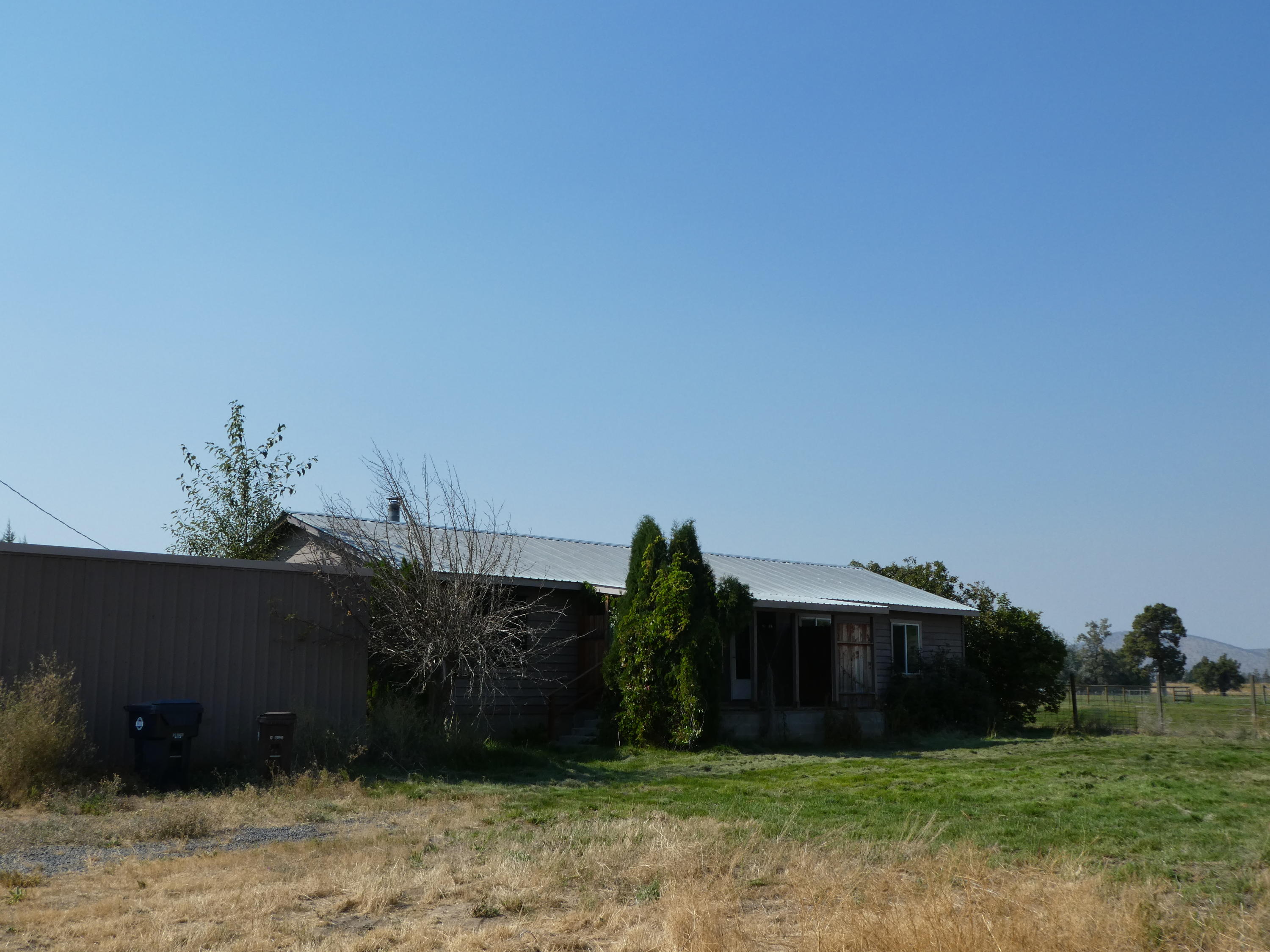 8515 Southwest 77th Street Redmond, OR 97756 - Photo 3 of 9 8515 77th - 3