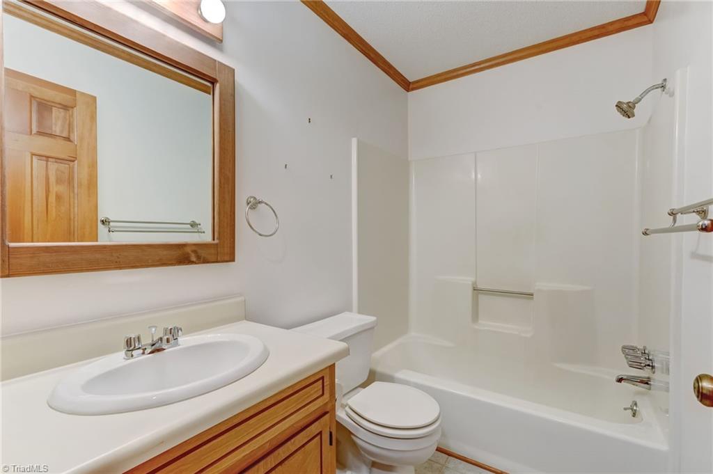 1203 Brooks Road Reidsville, NC 27320 - Photo 33 of 49 Gallery Image 33