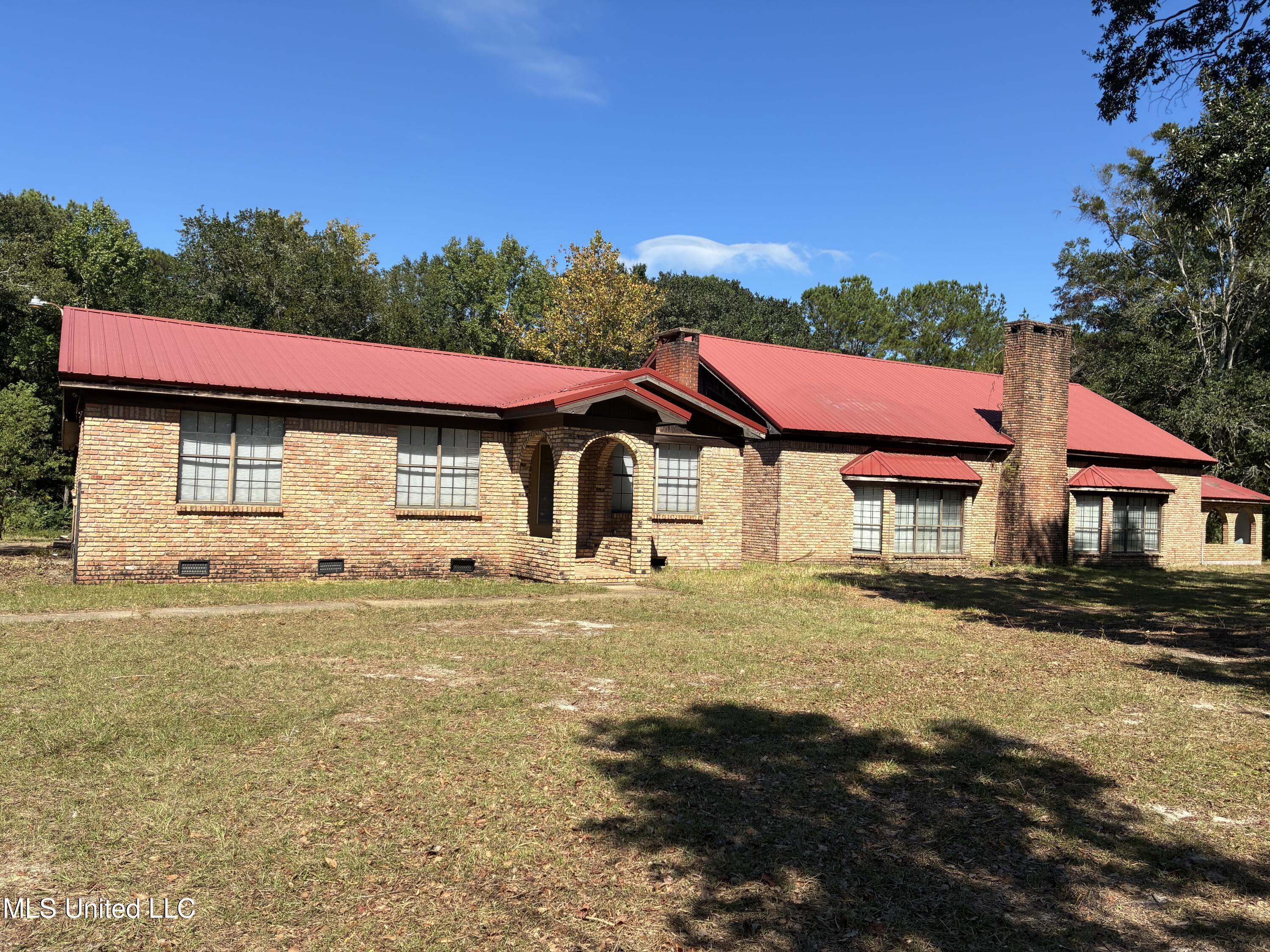 1008 Roys Road Gautier, MS 39553 - Photo 1 of 61 IMG_0770