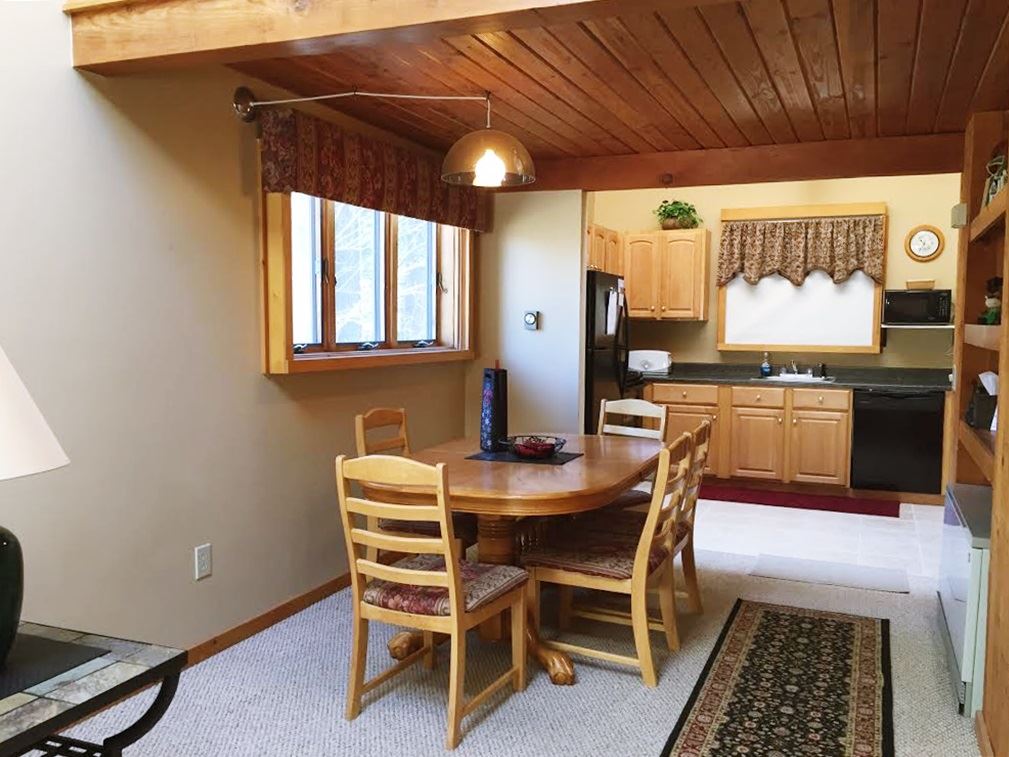 26 Wintergreen Road, Unit 7 Burke, VT 05832 - Photo 4 of 27 Gallery Image 4