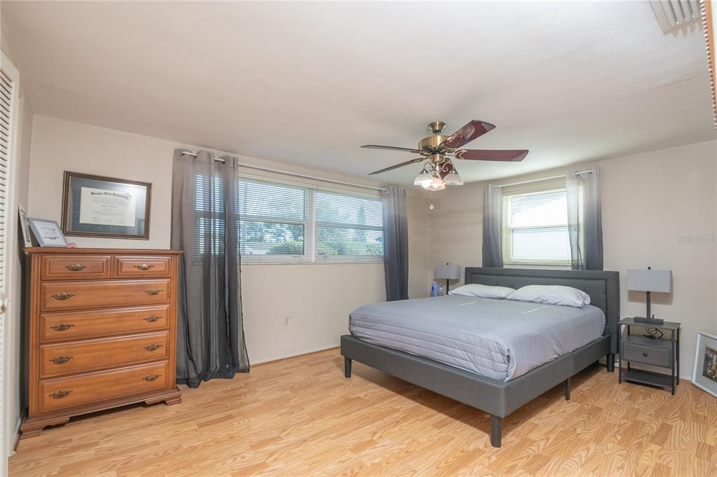 5207 School Road New Port Richey, FL 34653 - Photo 4 of 22 Gallery Image 4