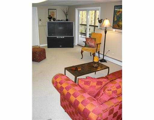 145 Franklin Road Scituate, RI 02825 - Photo 10 of 12 Den/Family/Great Room.