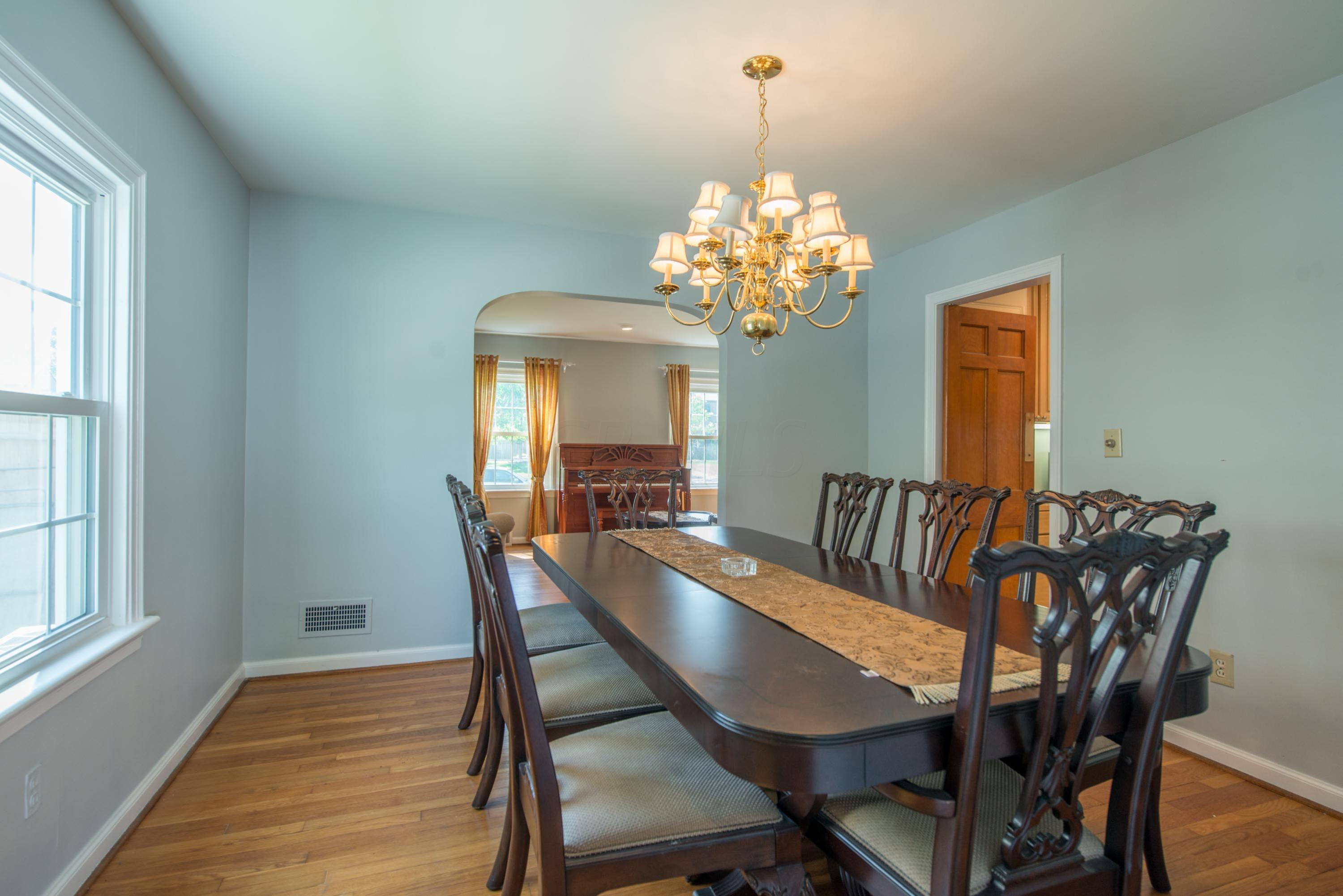 226 North Ardmore Road Columbus, OH 43209 - Photo 15 of 41