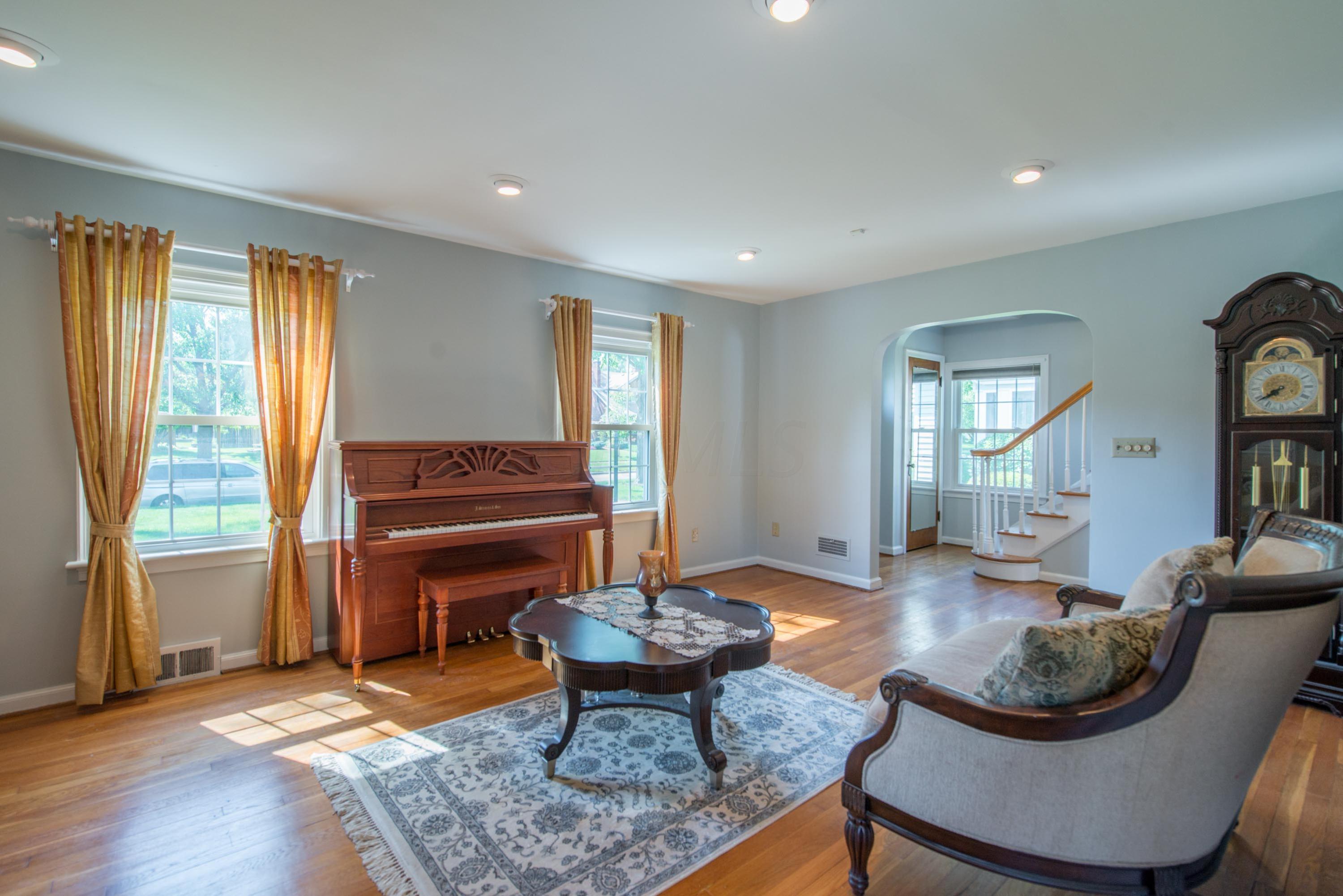 226 North Ardmore Road Columbus, OH 43209 - Photo 18 of 41