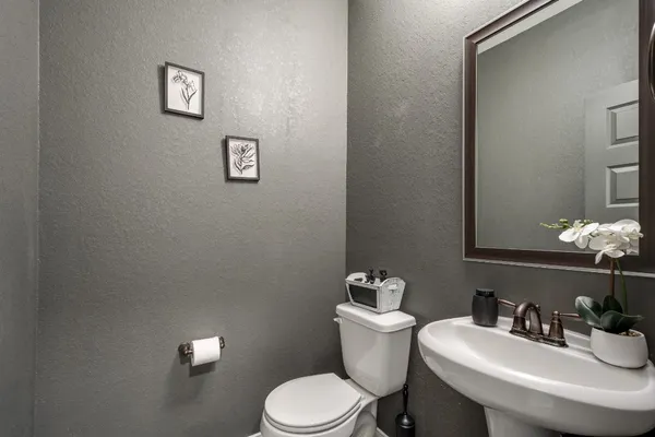 $3,300 | 14231 Angelina Drive, Baytown, TX 77523