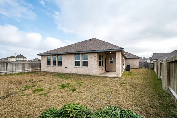 $3,300 | 14231 Angelina Drive, Baytown, TX 77523