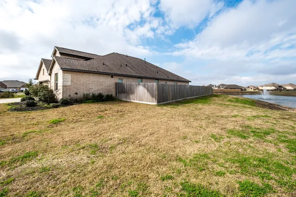 $3,300 | 14231 Angelina Drive, Baytown, TX 77523