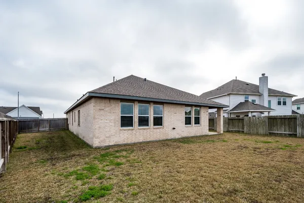 $3,300 | 14231 Angelina Drive, Baytown, TX 77523