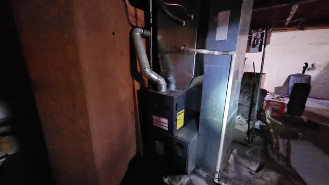 $135,000 | 54 Hillcrest Avenue, Fox Lake, IL 60020