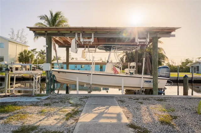 a view of a house with a outdoor space