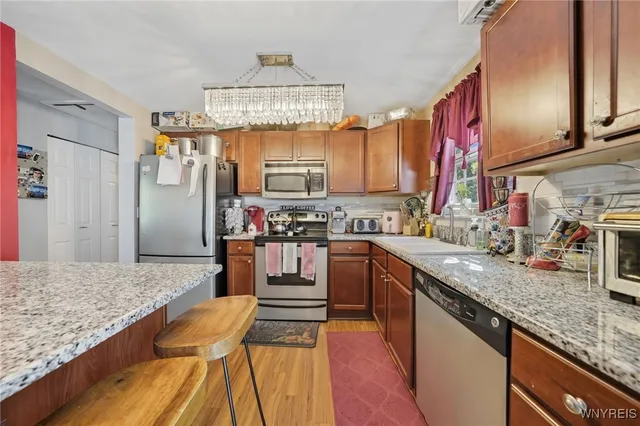 $229,900 | 6958 Academy Lane, Lockport Town, NY 14094