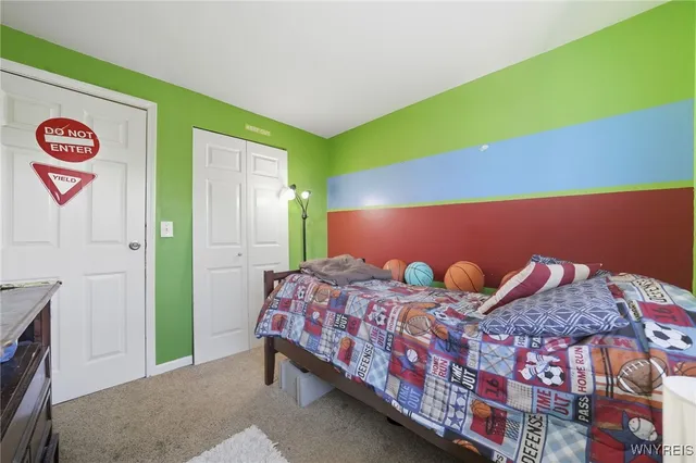 $229,900 | 6958 Academy Lane, Lockport Town, NY 14094