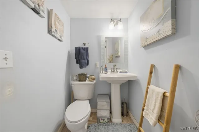 $229,900 | 6958 Academy Lane, Lockport Town, NY 14094