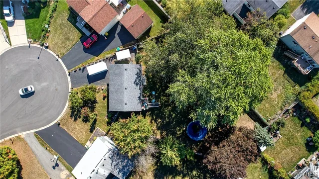 $229,900 | 6958 Academy Lane, Lockport Town, NY 14094