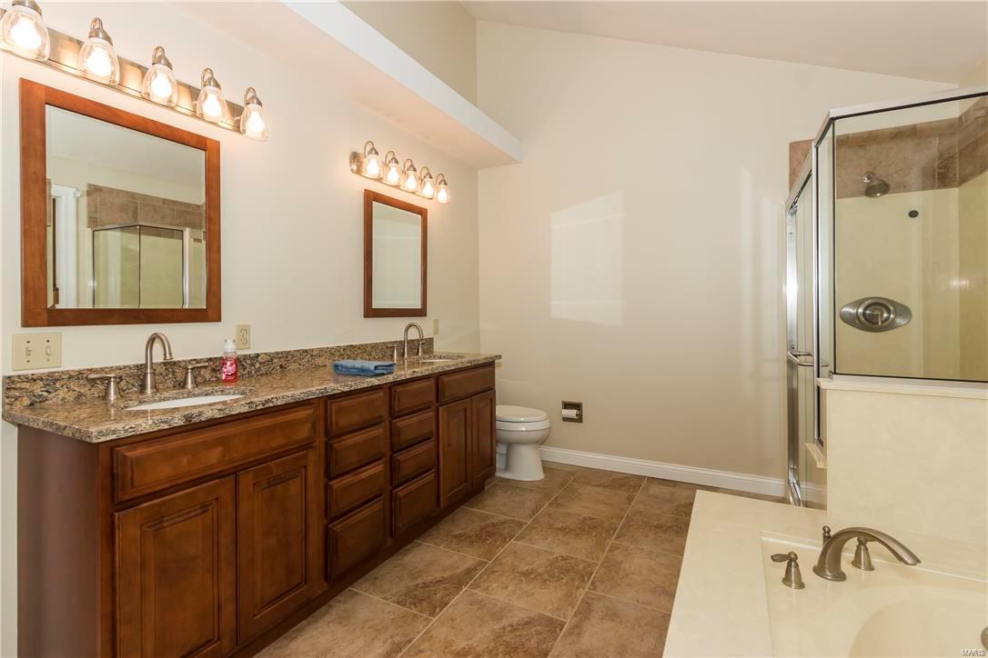 1925 Preston Ridge Drive Chesterfield, MO 63017 - Photo 23 of 45 Gallery Image 23