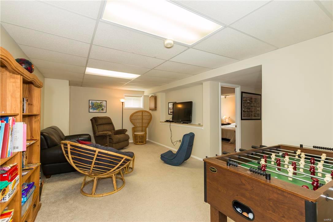1925 Preston Ridge Drive Chesterfield, MO 63017 - Photo 32 of 45 Gallery Image 32