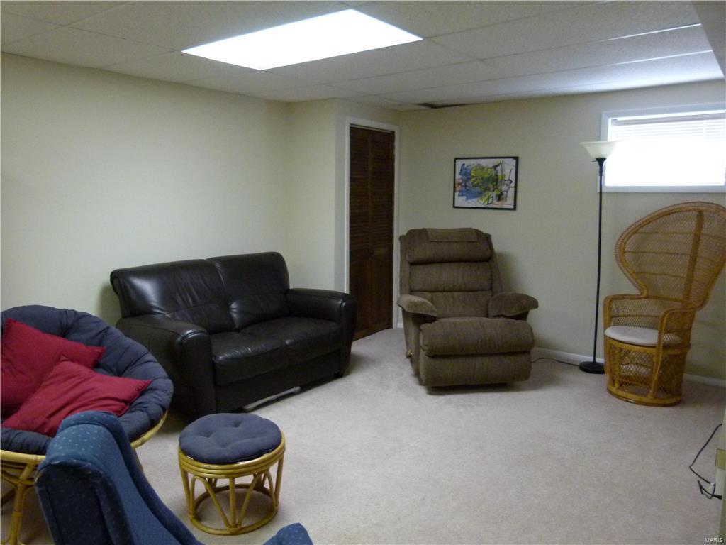 1925 Preston Ridge Drive Chesterfield, MO 63017 - Photo 33 of 45 Gallery Image 33