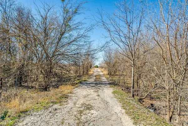 $998,000 | 171 Cresson Tx 76035, Cresson, TX 76035