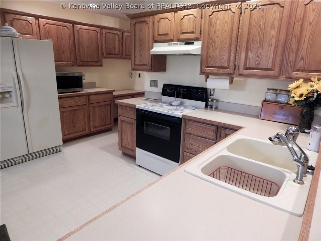 137 Country Lane Winfield, WV 25213 - Photo 17 of 30 Gallery Image 17
