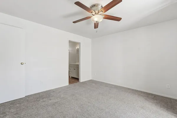 $1,550 | 2020 West Union Hills Drive, Unit 122, Phoenix, AZ 85027