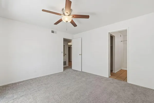 $1,550 | 2020 West Union Hills Drive, Unit 122, Phoenix, AZ 85027