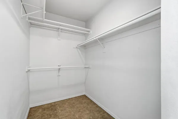 $1,550 | 2020 West Union Hills Drive, Unit 122, Phoenix, AZ 85027