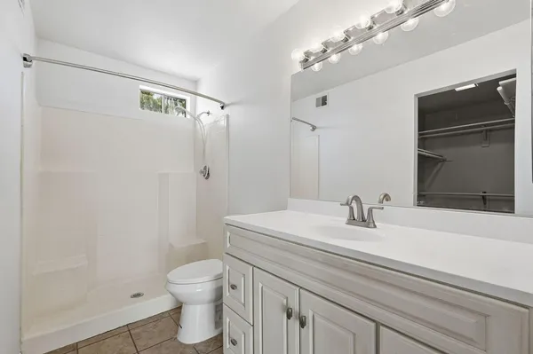 $1,550 | 2020 West Union Hills Drive, Unit 122, Phoenix, AZ 85027