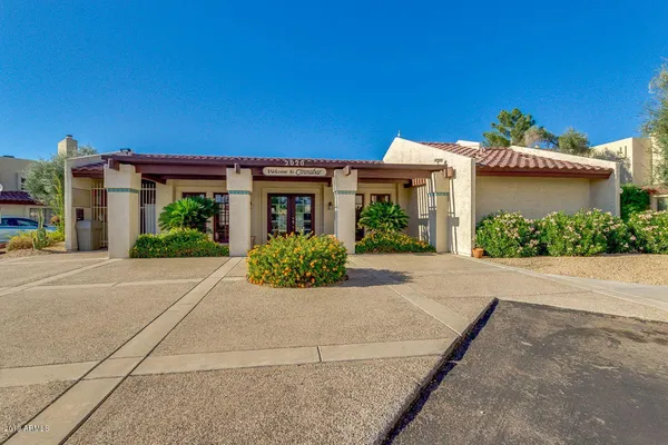 $1,550 | 2020 West Union Hills Drive, Unit 122, Phoenix, AZ 85027