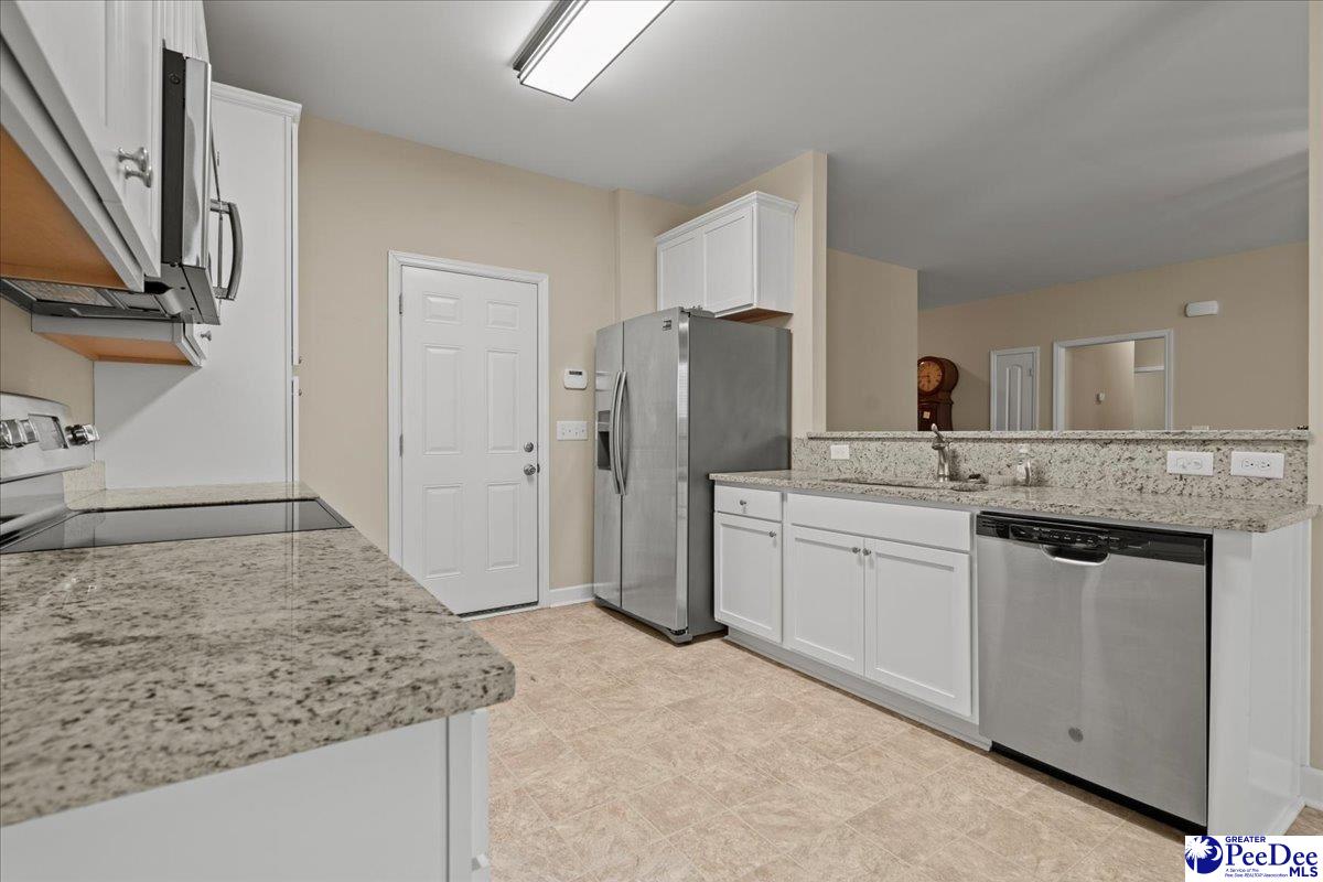 3003 Red Berry Circle Effingham, SC 29541 - Photo 11 of 34 Gallery Image 11