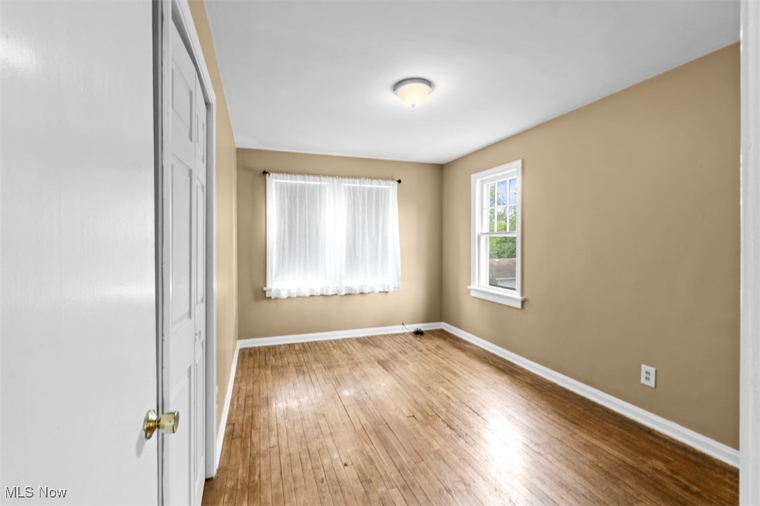 1492 Lyndhurst Road Lyndhurst, OH 44124 - Photo 20 of 32 Bedroom 2