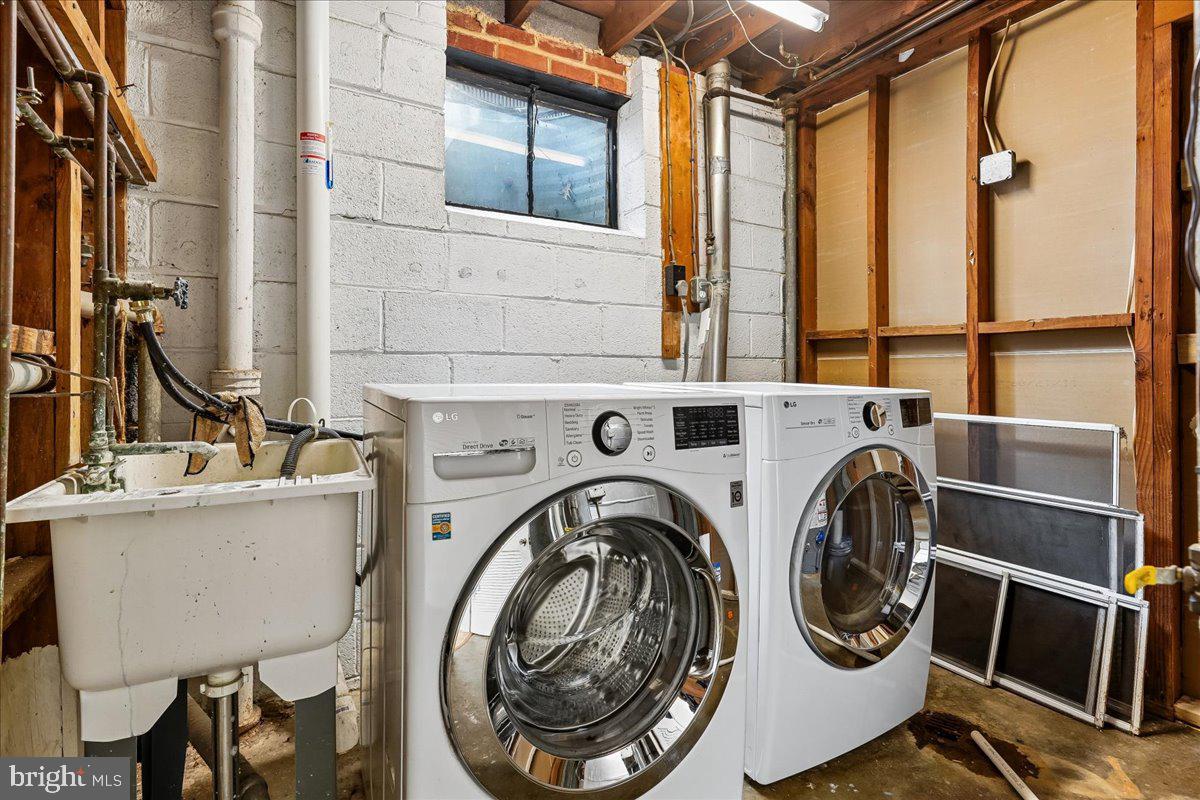 104 Belton Road Silver Spring, MD 20901 - Photo 12 of 56 Laundry