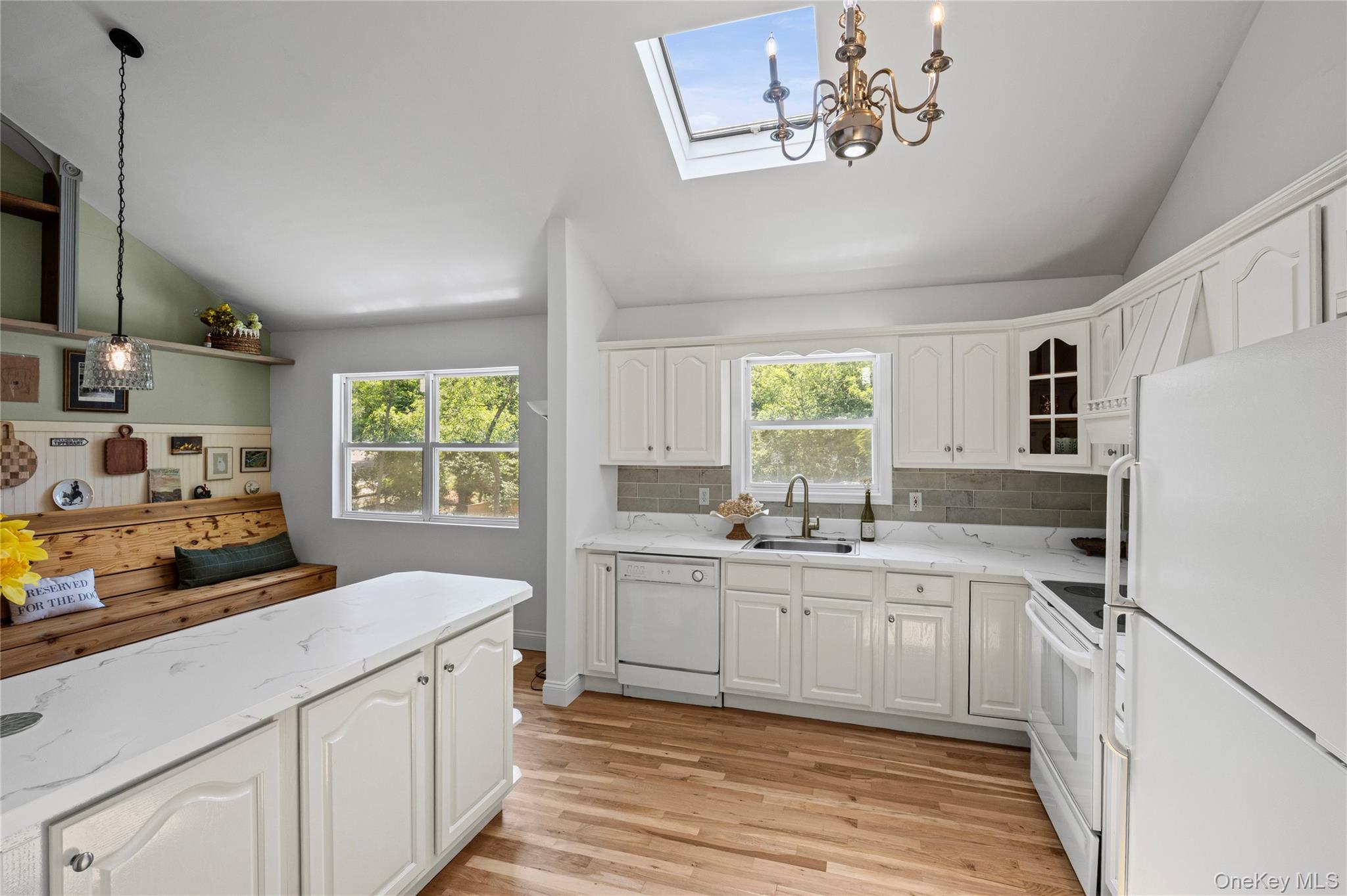 22 Bellhaven Road Bellport, NY 11713 - Photo 16 of 45