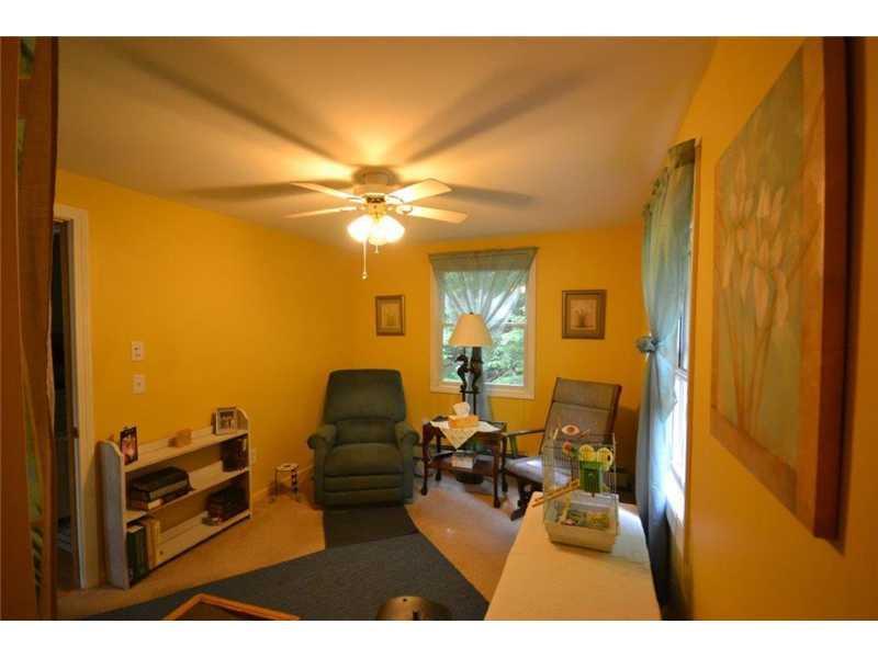 29 Swan Road Windham, ME 04062 - Photo 10 of 24 Den/Family/Great Room.